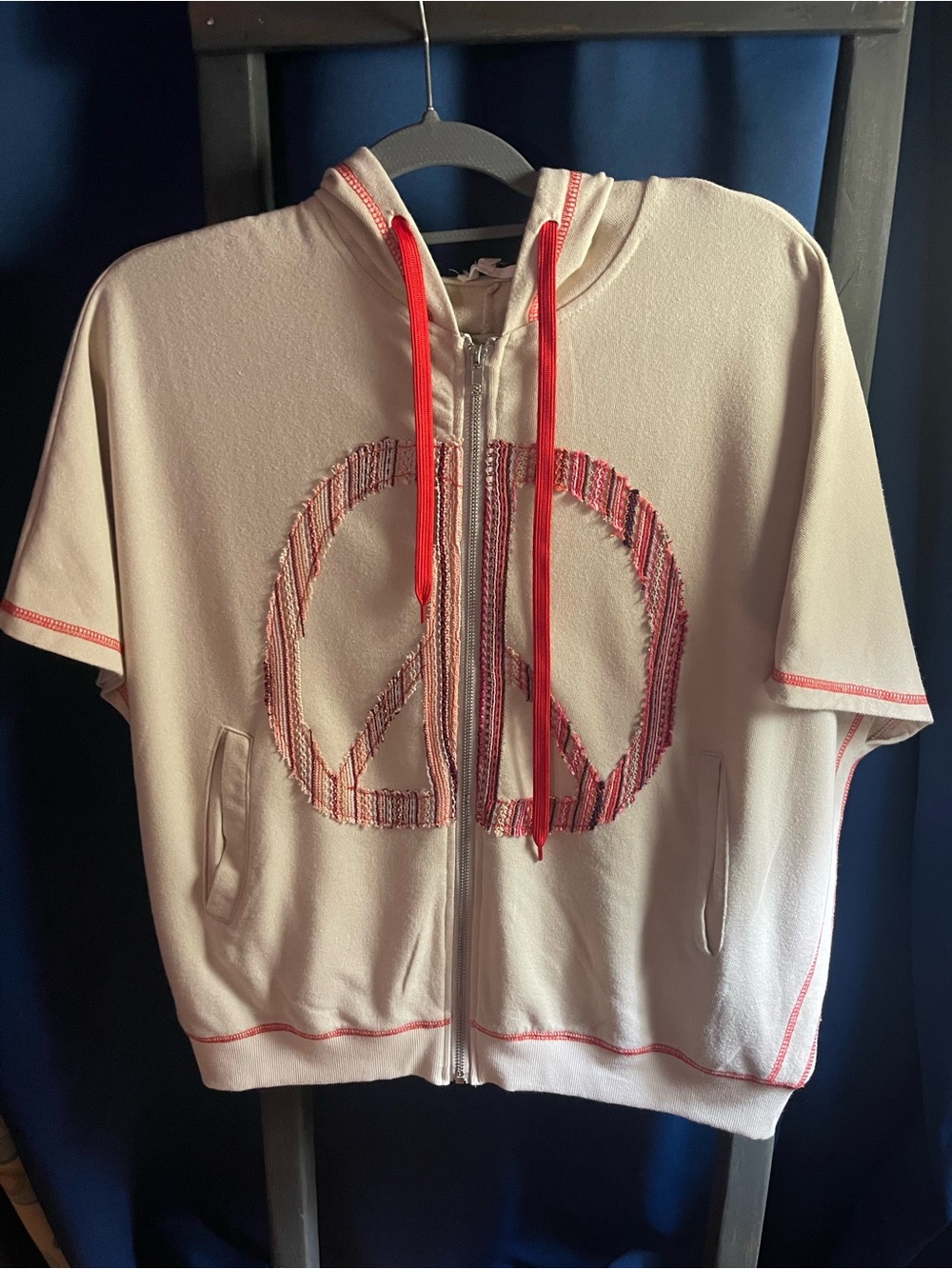 easel Cream Hoodie Zip-Up with Pink Accent Peace Sign